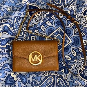 Michael Kors Tan Pebble Chain Adjustable Crossbody
